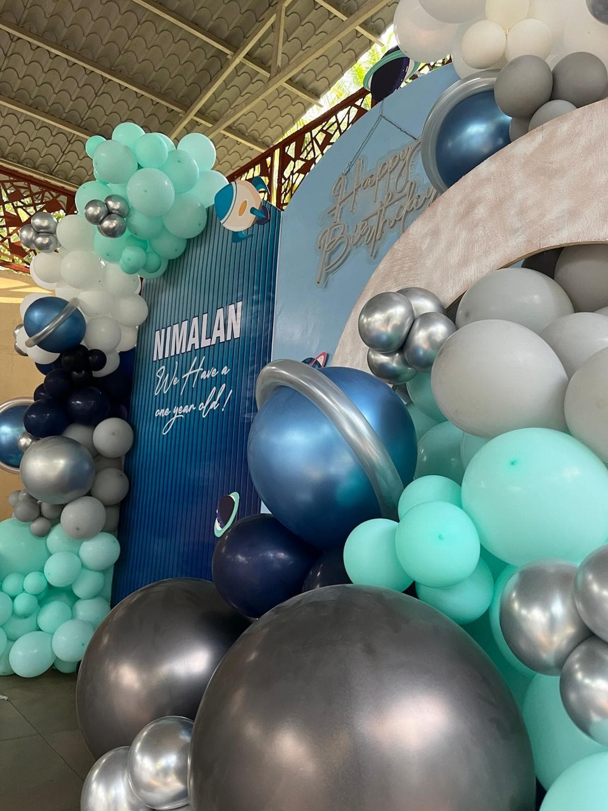 Cosmic Balloon Clusters & Neon Art