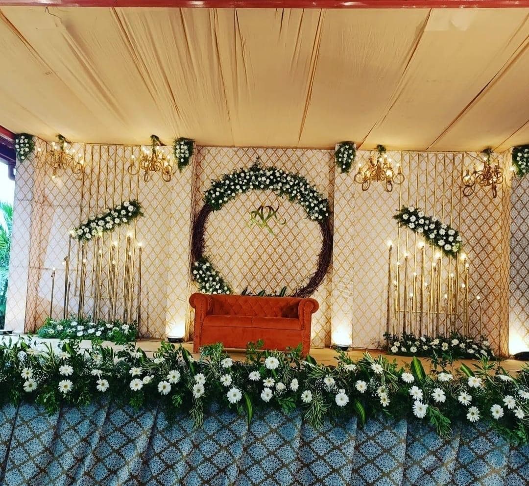 Gold Lattice Luxury Wedding Mandap