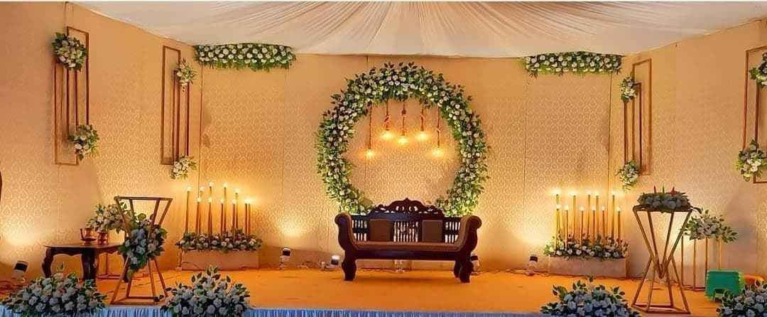 Warm Halo Arch Wedding Stage