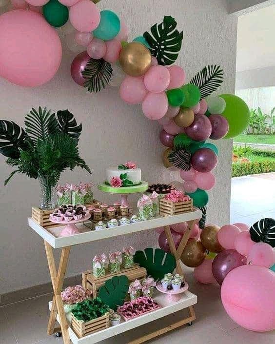 Jungle Leaf Birthday Balloon Styling